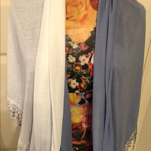 2 scarves, white and blue